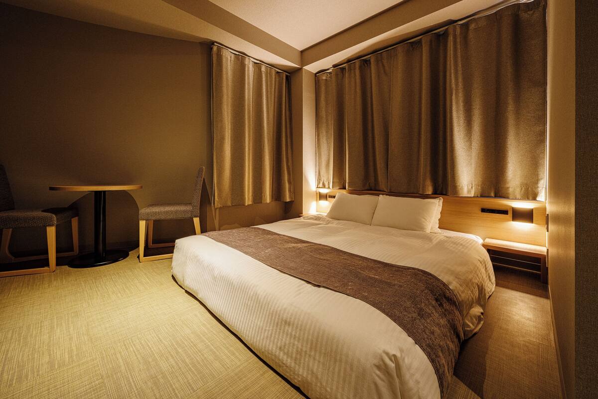 Superior Double Room | In-room safe, blackout drapes, iron/ironing board, free WiFi