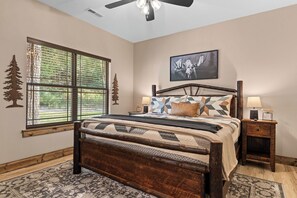 6 dormitorios, tabla de planchar con plancha, cuna de viaje