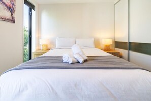 3 quartos, ferros/tábuas de passar roupa, Wi-Fi de cortesia