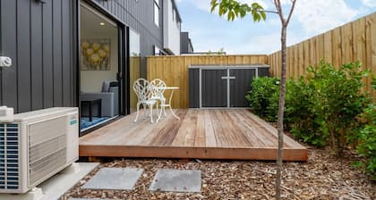 Affordable Comfort 2BR with Carpark