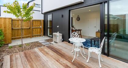 Affordable Comfort 2BR with Carpark