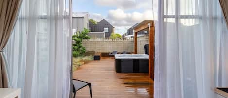 Desk, iron/ironing board, free WiFi, bed sheets