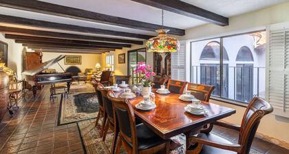 Saint Helena Wine Villa | Luxury Stay & Vineyard