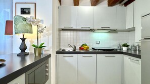 Refrigerador, lavavajillas