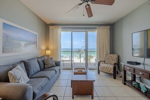 Smart TV, DVD player