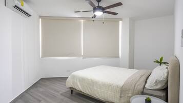 2 dormitorios, tabla de planchar con plancha, wifi gratis y ropa de cama