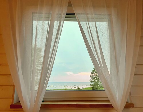 Charming 3-bedroom country house in gorgeous Kiiu-Aabla village by Baltic Sea.