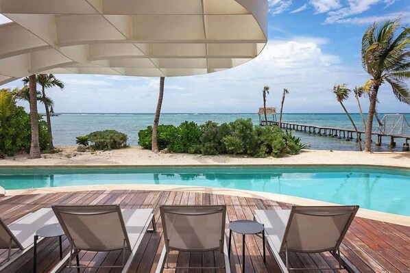 Pool - Oceanfront PH · Studio with Stunning Bay Views (Tankah)