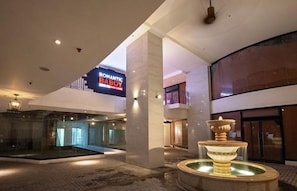 Interior - La Nobleza Manila (Manila)