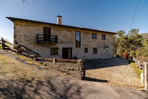 Holiday Home 'Turismo Rural No Gerês' with Mountain View, Private Garden and Wi-Fi