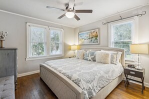 3 camere, ferro/asse da stiro, Wi-Fi gratuito, lenzuola