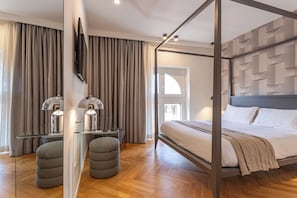 3 bedrooms, desk, iron/ironing board, travel crib - Arenula16 - Penthouse with 360° View Terrace (ROMA)