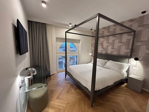 3 Schlafzimmer, Schreibtisch, Bügeleisen/Bügelbrett, kostenloses WLAN