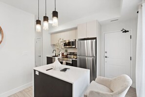 Fridge, microwave, oven, dishwasher