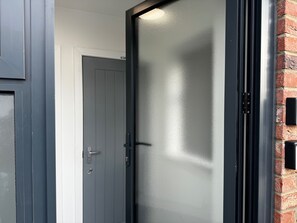 Exterior detail - Studio Flat In London (Bexleyheath)