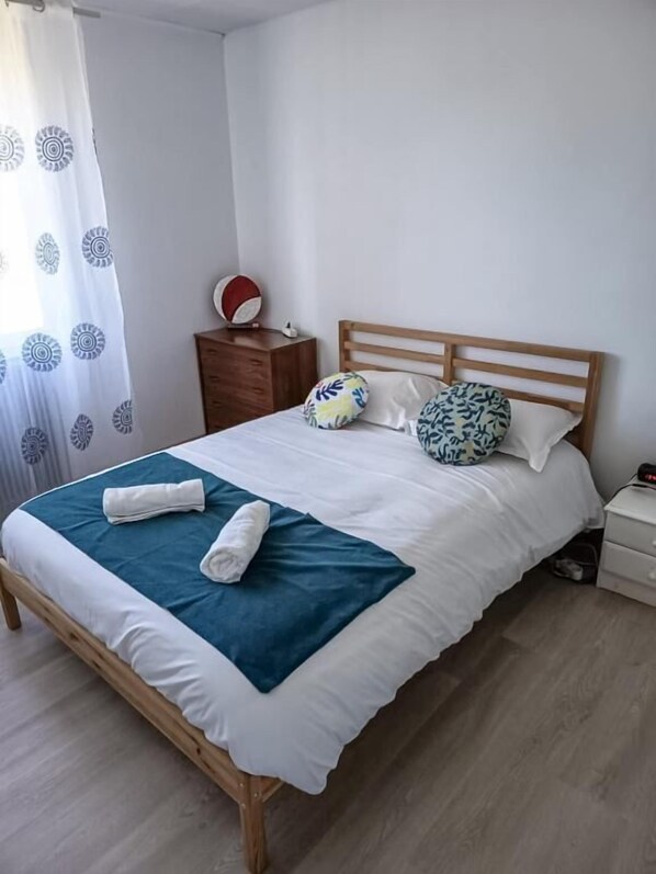 4 bedrooms, free WiFi