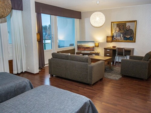 Kylpylä-hotelli, kekkosen sviitti, huone by Interhome