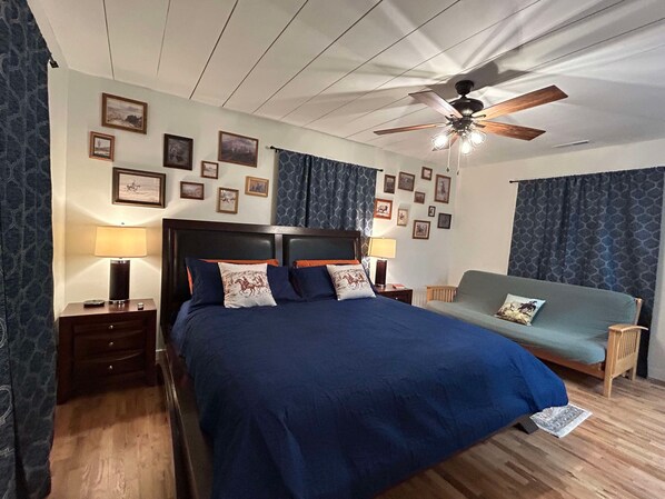 4 bedrooms, iron/ironing board, travel crib, free WiFi