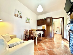 Living area - " La Casetta di Luisa with Patio " (Bari Sardo)