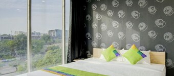Hotel Grand Lotus Banquet and Rooms