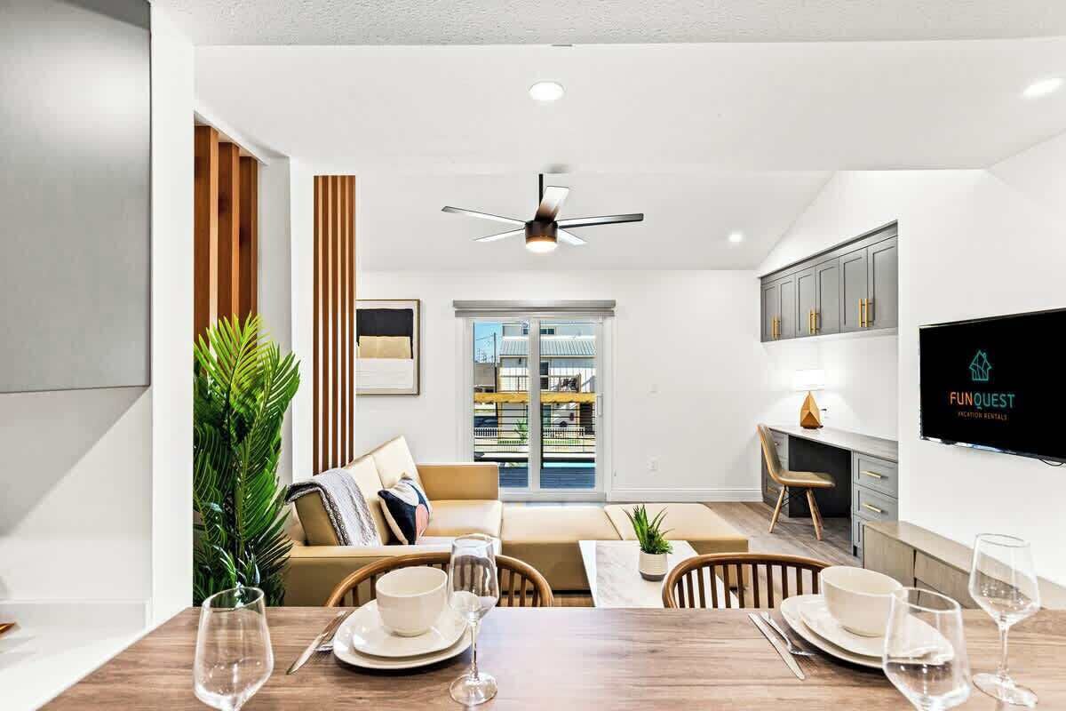 Ocean Breeze 1c - Modern 1br With Loft - Panama City