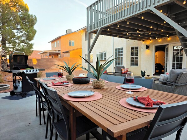 Outdoor dining
