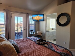 4 bedrooms, desk, iron/ironing board, free WiFi