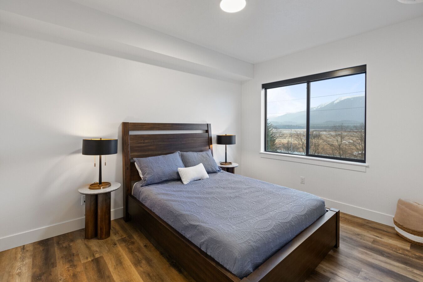 1 bedroom, travel crib, WiFi, bed sheets