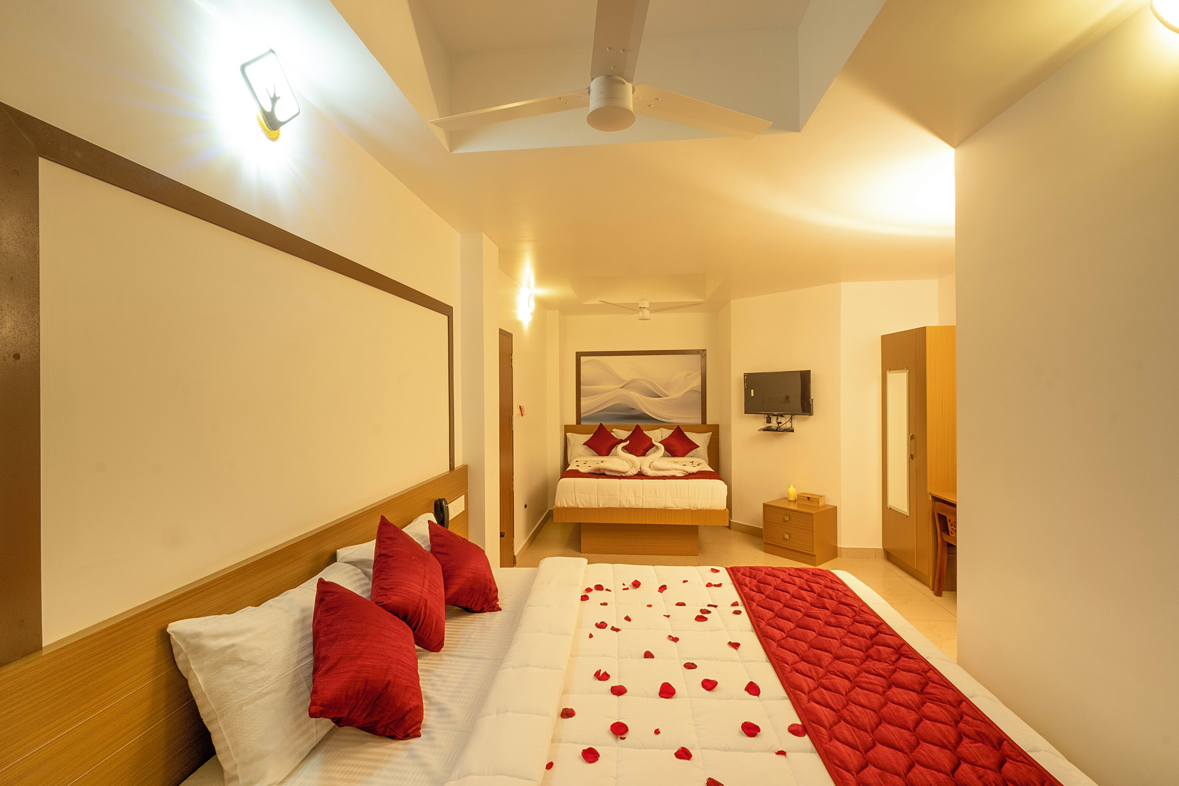 ノートパソコン用作業スペース、WiFi (無料)