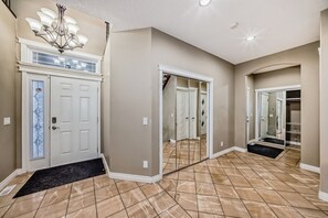 Interior - Stunning Luxury Home with Private Balcony & Double Garage (Calgary)