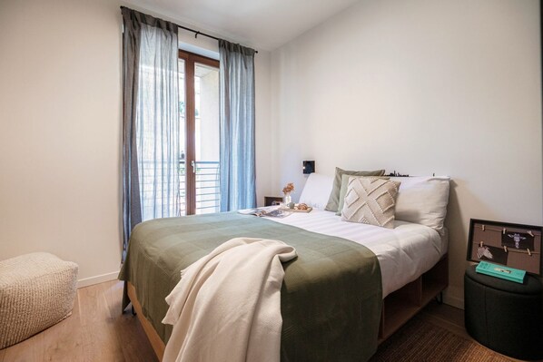 2 bedrooms, WiFi, bed sheets