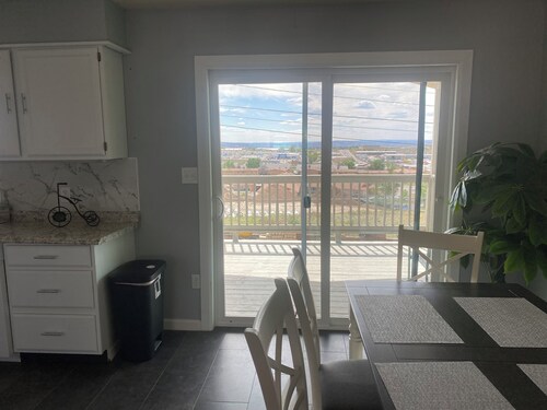 Charming 3-bedroom house with WiFi, AC in welcoming Gallup