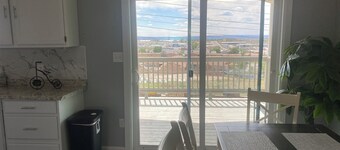 Charming 3-bedroom house with WiFi, AC in welcoming Gallup