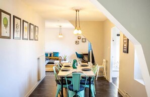 Dining - Grand appartement 3 chambres, Poitiers coeur de ville (Poitiers)
