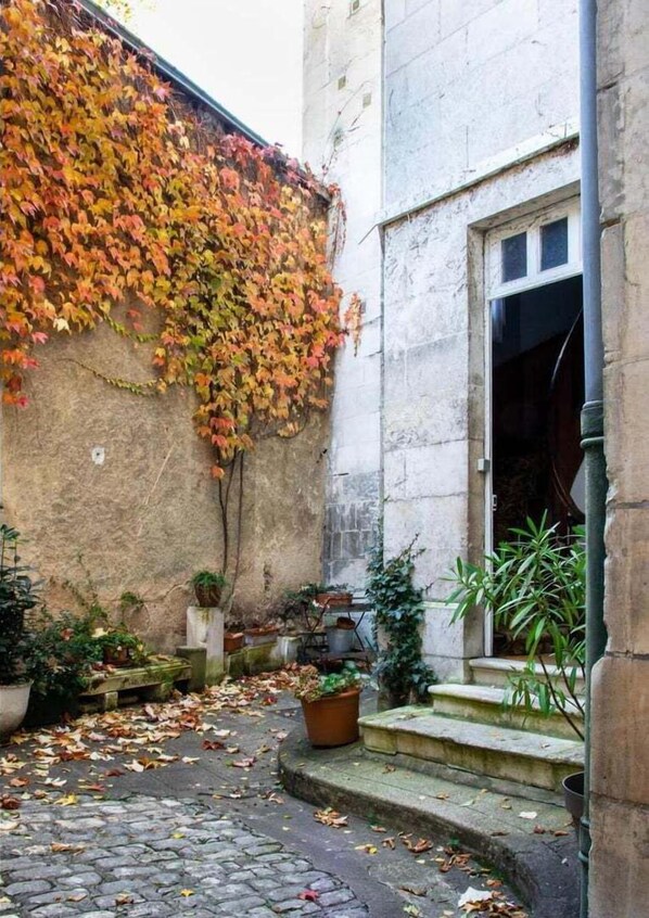 Exterior detail - Grand appartement 3 chambres, Poitiers coeur de ville (Poitiers)