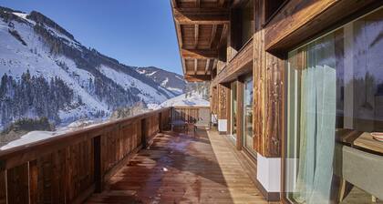 Chalet with a sauna near Saalbach-Hinterglemm