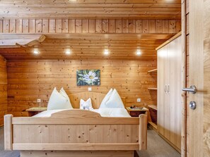 3 bedrooms, Internet