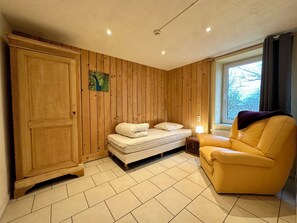8 habitaciones y internet 