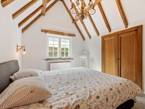 4 多间卧室、上网接入