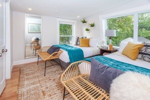 3 habitaciones, tabla de planchar con plancha, wifi y ropa de cama 