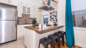Coffee/tea maker, fridge, microwave, oven - Cozy Oasis | Near South End (Boston)