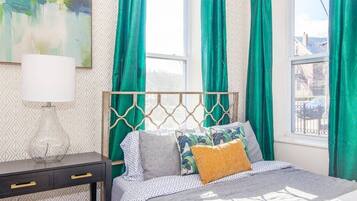 7 bedrooms, iron/ironing board, free WiFi, bed sheets