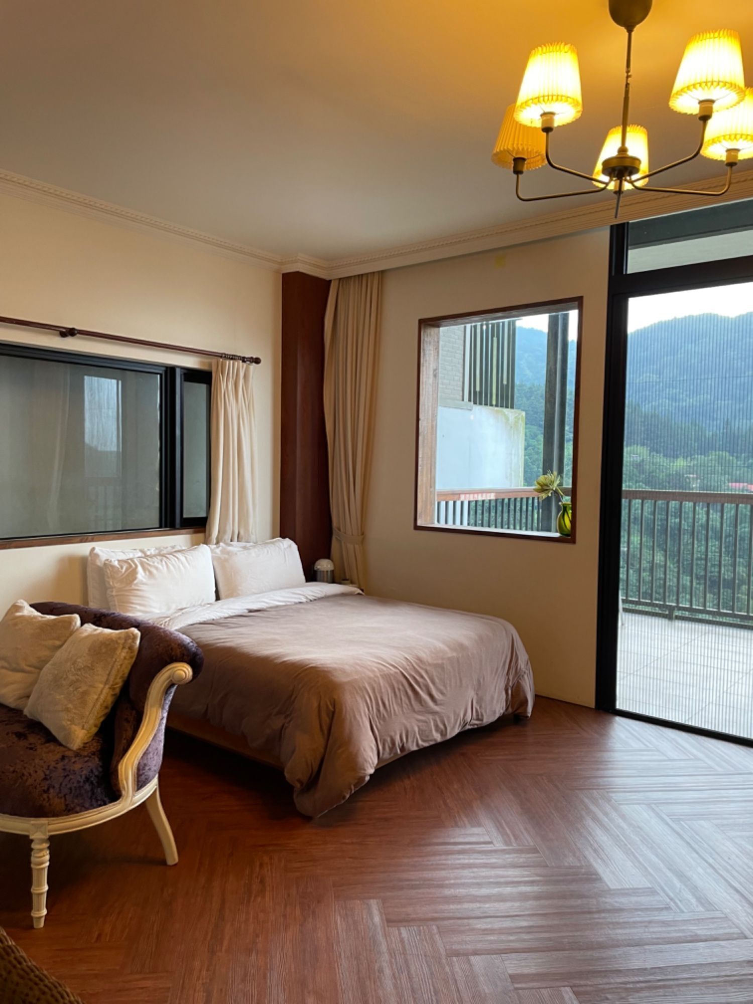 Deluxe Double Room, Balcony, Mountain View | Free WiFi