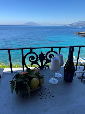 Deluxe Double or Twin Room, Balcony, Sea View | Terrace/patio - Hotel Belvedere & Tre Re  (Capri)
