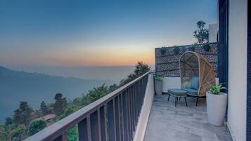 Aksha | Terrace/patio