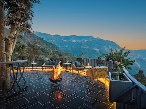 Moshams - A Home with Nature & Elegance