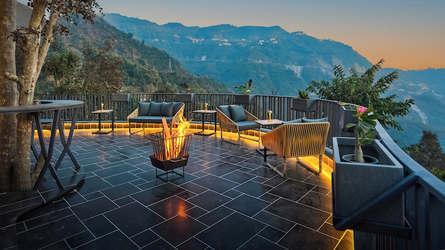 Moshams - A Home with Nature & Elegance