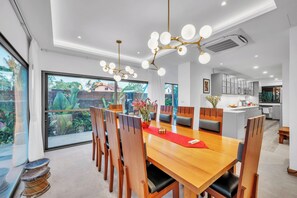 Dining - Royal Estate 24hr security2pools V171 (Rawai)