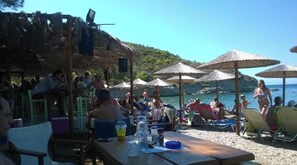 Beach - iliana's seaside maisonette (Spetses)