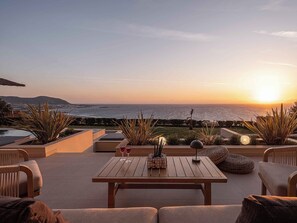 Outdoor dining - Cielo e Mare Villas Free* Heated pools & Seaviews! (Kissamos)